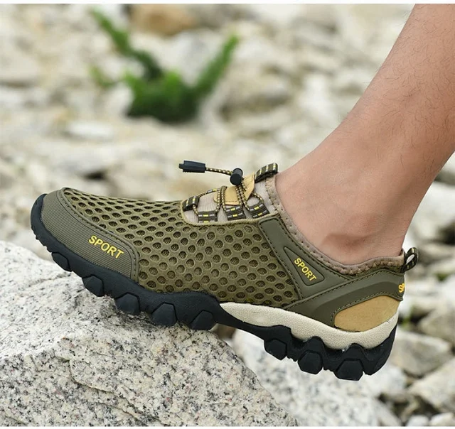 Men's Custom Summer Mesh Hiking Shoes Detail