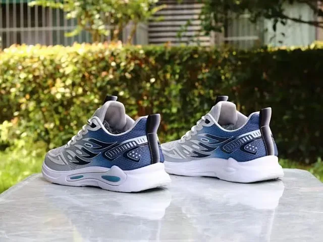 Men's 2025 Mesh Casual Running Shoes Detail