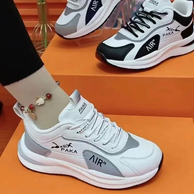 New Couples Lightweight Leather Dad Sneakers Detail
