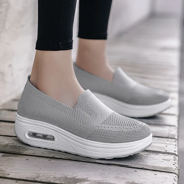 Women's Mesh Yeezy-Inspired Jelly Sole Casual Sneakers Detail