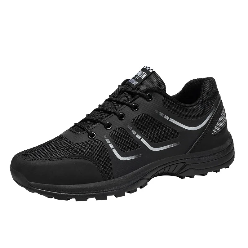 Modern Men's Black Breathable Lightweight Training Shoes