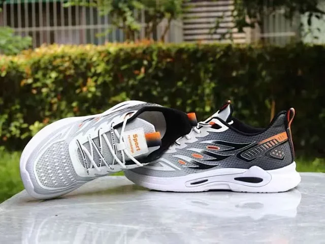 Men's 2025 Mesh Casual Running Shoes Detail