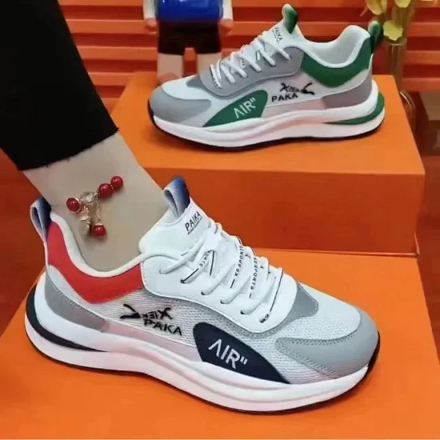 New Couples Lightweight Leather Dad Sneakers Detail