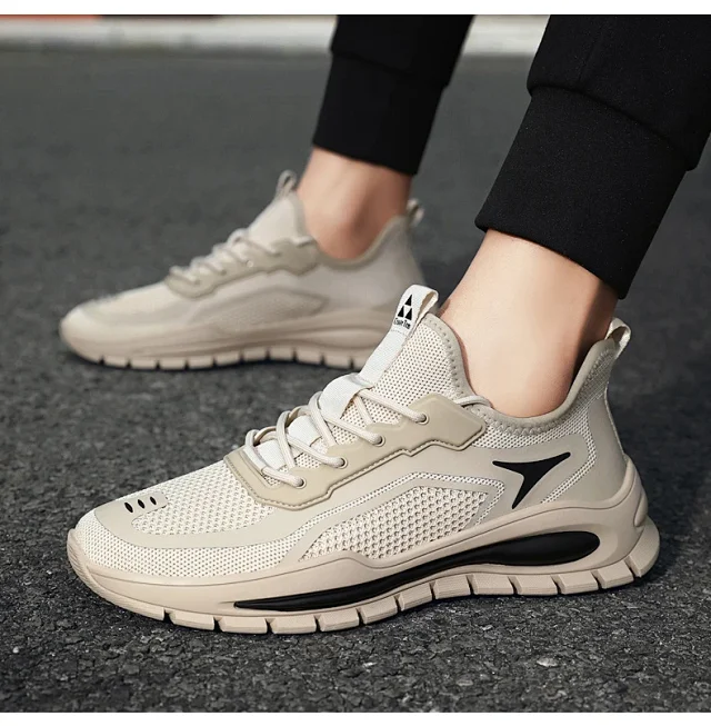 Men's Korean Mesh Dad Sneakers Yeezy Detail