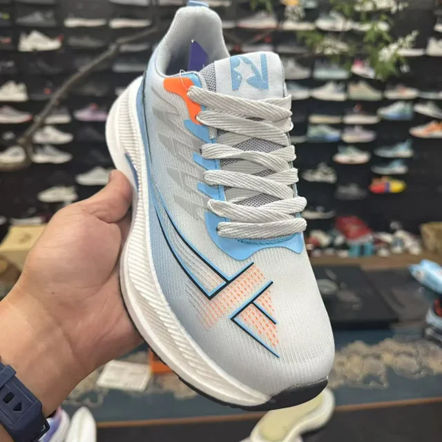 2025 Summer Couple Ultralight Running Shoes Detail