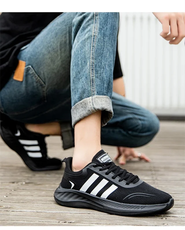 Couple Lightweight Mesh Running Shoes Detail