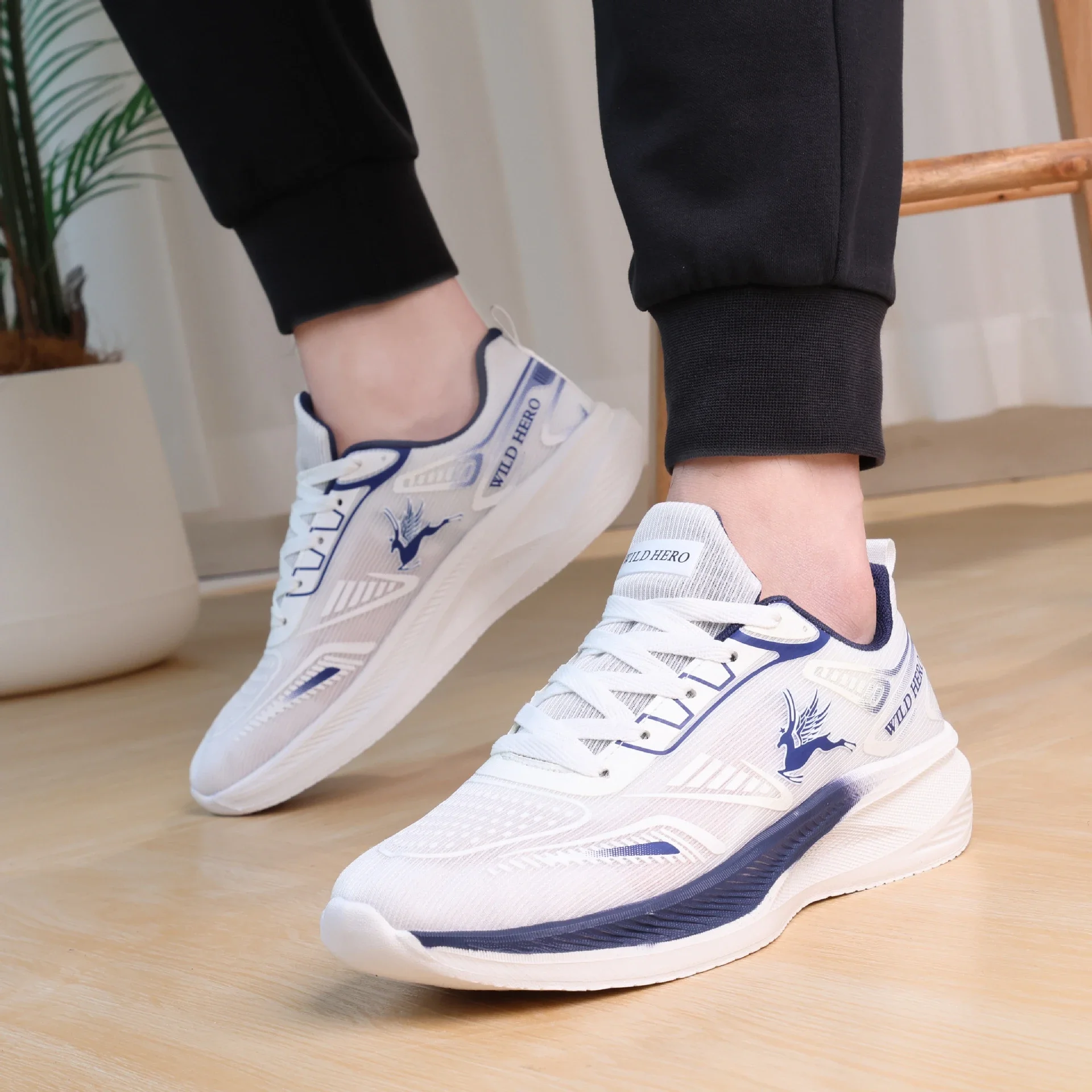 Men's Summer Ultra Light Mesh Couple Sneakers