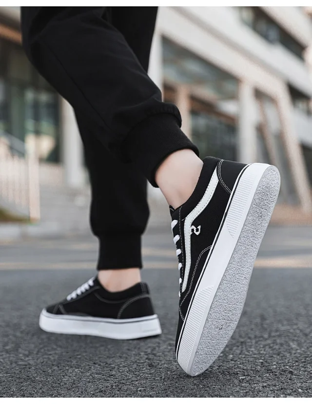 Men's Big Size Canvas Checkerboard Low-Tops Detail