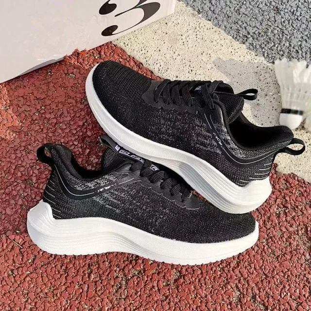 Youth Trendy Breathable Running Casual Sneakers Detail