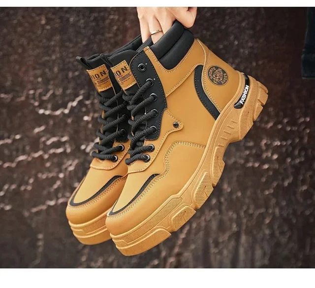 Men's Vintage Work Boots High-Cut Yellow Outdoor Detail