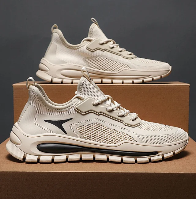Men's Korean Mesh Dad Sneakers Yeezy Detail