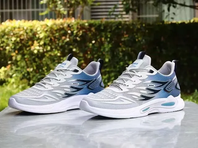 Men's 2025 Mesh Casual Running Shoes Detail