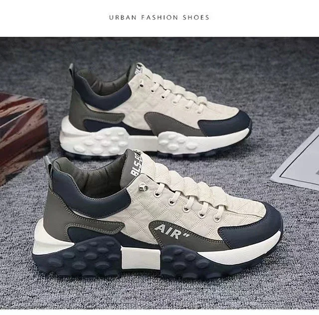 Men's Chunky Low-Top Running Sneakers Detail