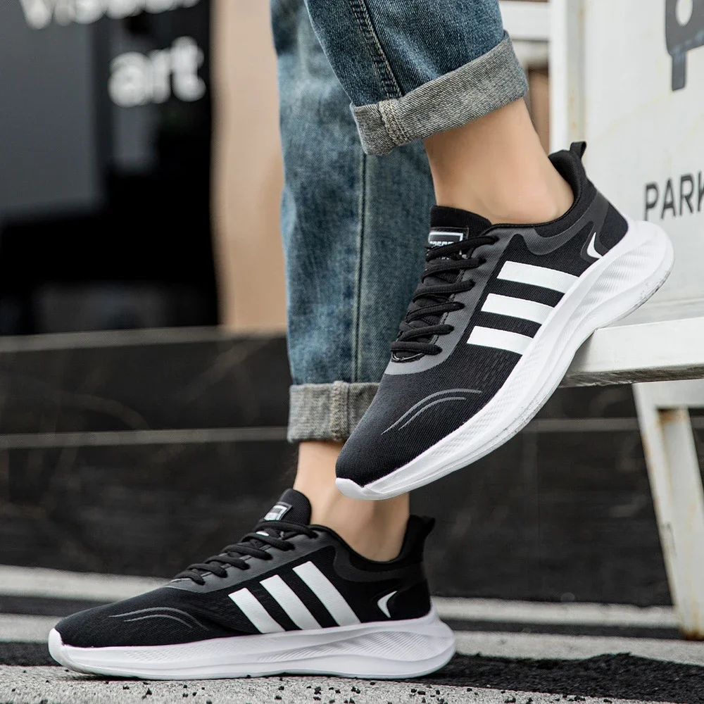 Couple Lightweight Mesh Running Shoes