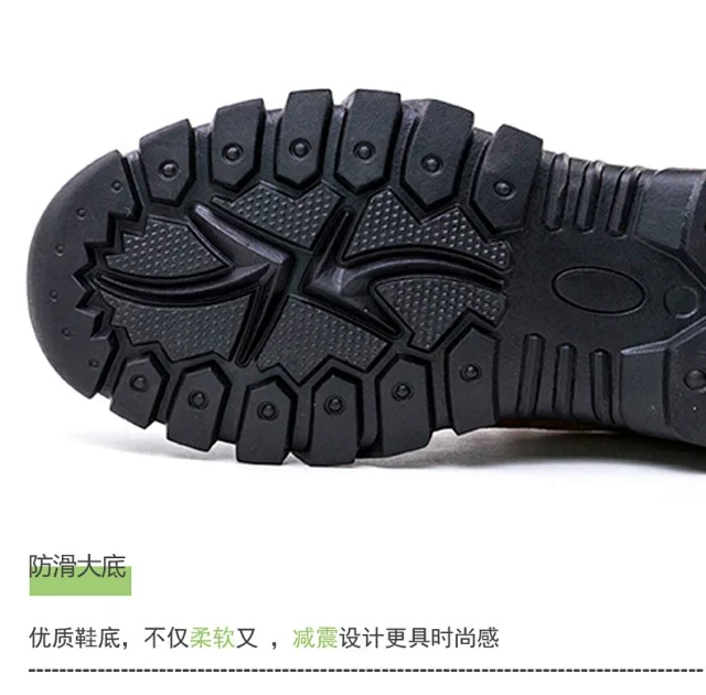 Men's Leather Water-Resistant Hiking Boots Lace-Up Detail