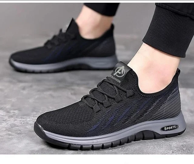Men's Flyknit Slip-On Casual Non-Slip Detail