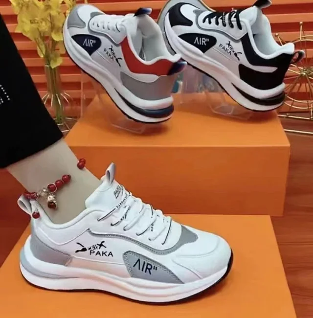 New Couples Lightweight Leather Dad Sneakers Detail