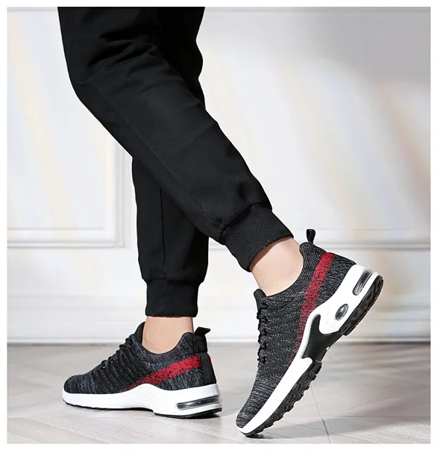 Trendy Korean Men's Flyknit Sneakers 2025 Detail