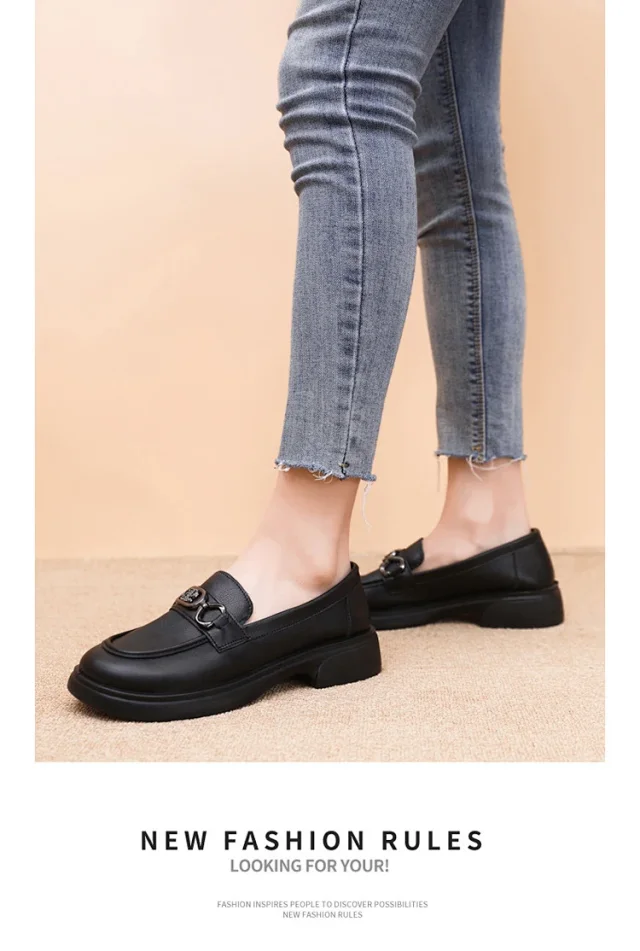 Women's 2025 Chic Euro Retro Loafers Detail