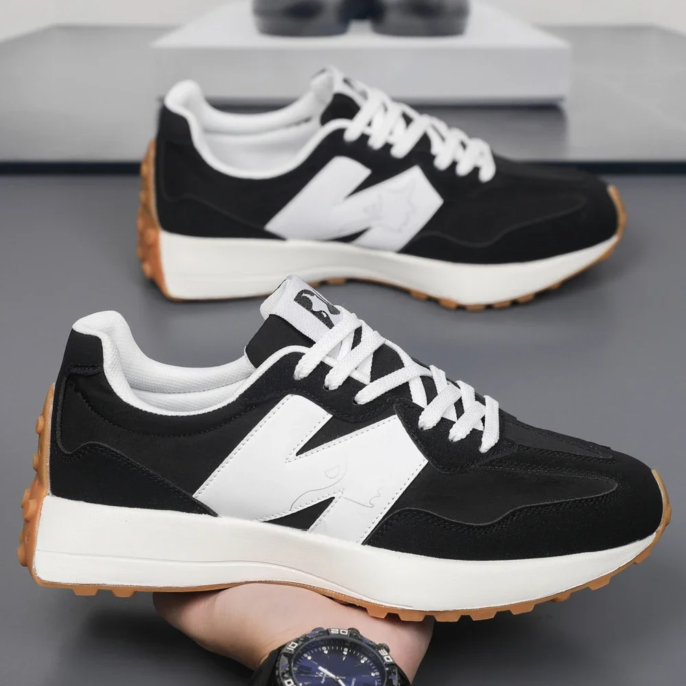 Unisex Retro Light Running Sneakers