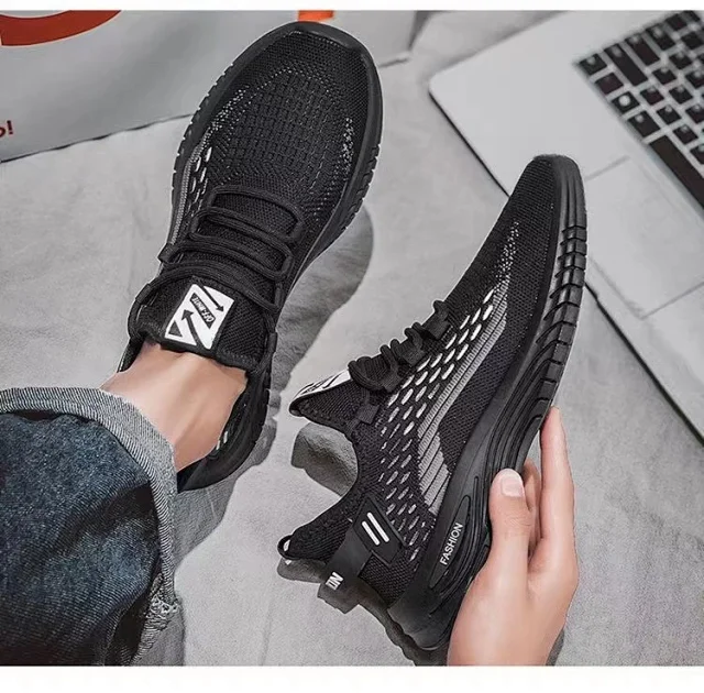 Men's New Flyknit Mesh Running Shoes Detail
