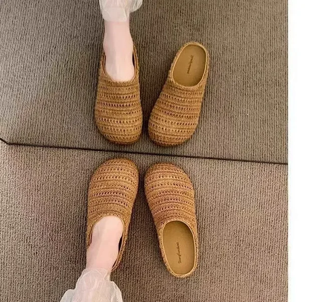 Women's Handmade Woven Birkenstock-Style Closed-Toe Slides Detail
