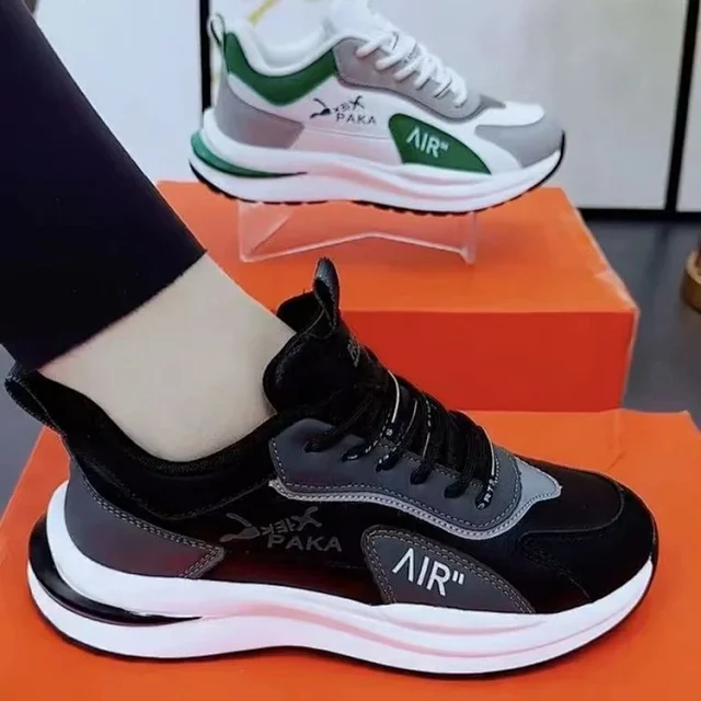 New Couples Lightweight Leather Dad Sneakers Detail