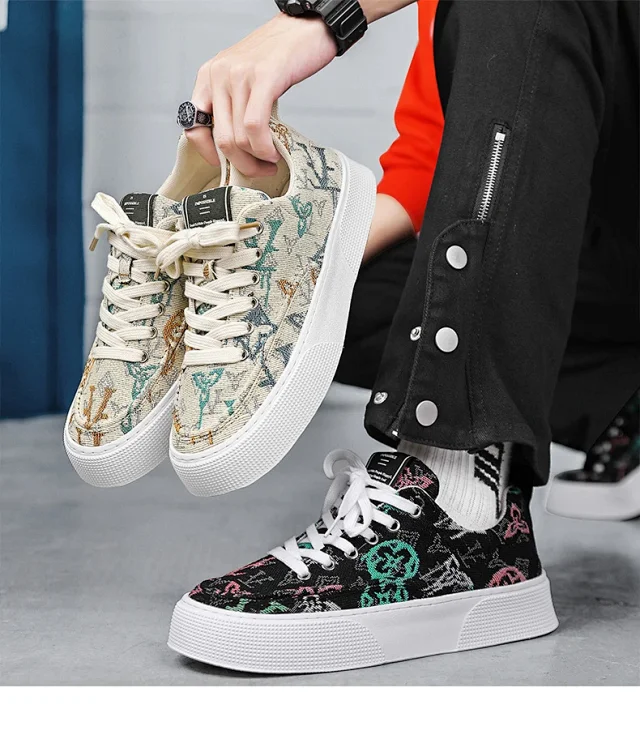 Men's Printed Canvas Low-Top Casual Detail