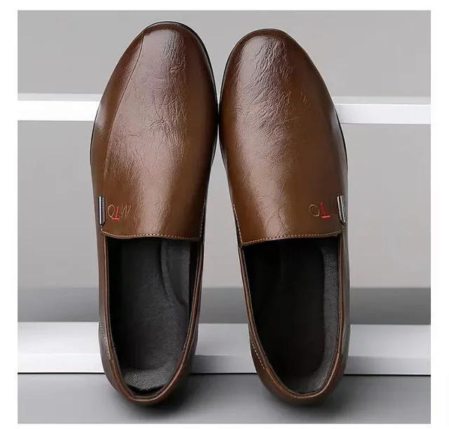 Men's Casual Leather Slip-On Driving Shoes Detail