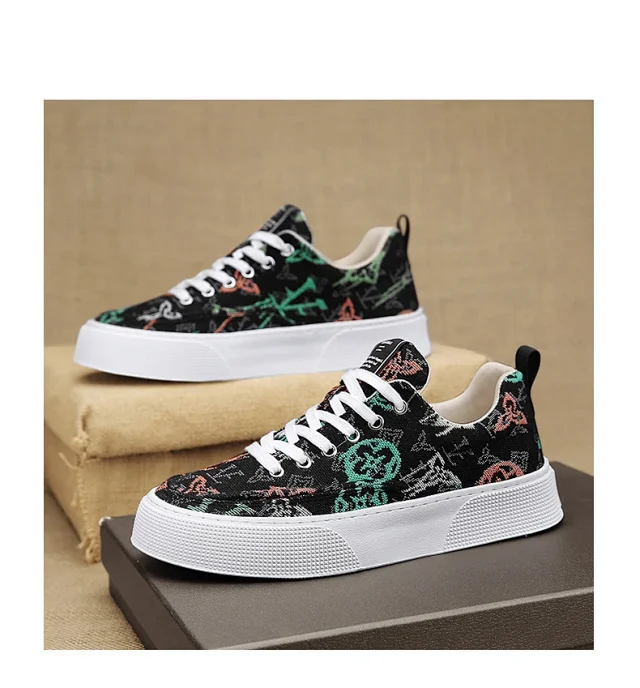 Men's Printed Canvas Low-Top Casual Detail