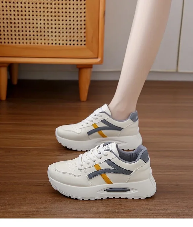 Women's Platform Dad Sneakers New Detail