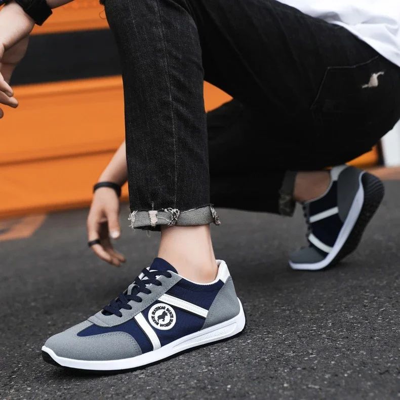 2025 New Men's Korean Style Sneakers
