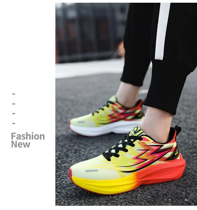 Unisex Flyknit Mesh Lightweight Sneakers Detail