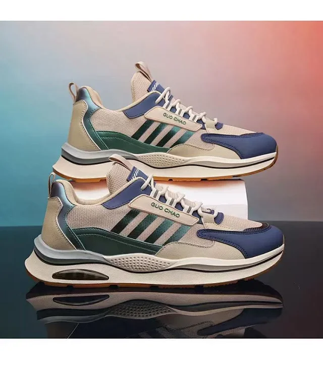 Men's Breathable Knit Sneakers Detail