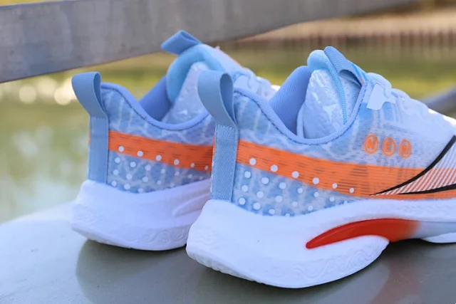 Men's Ultra-Light Mesh Running Casual Shoes Detail