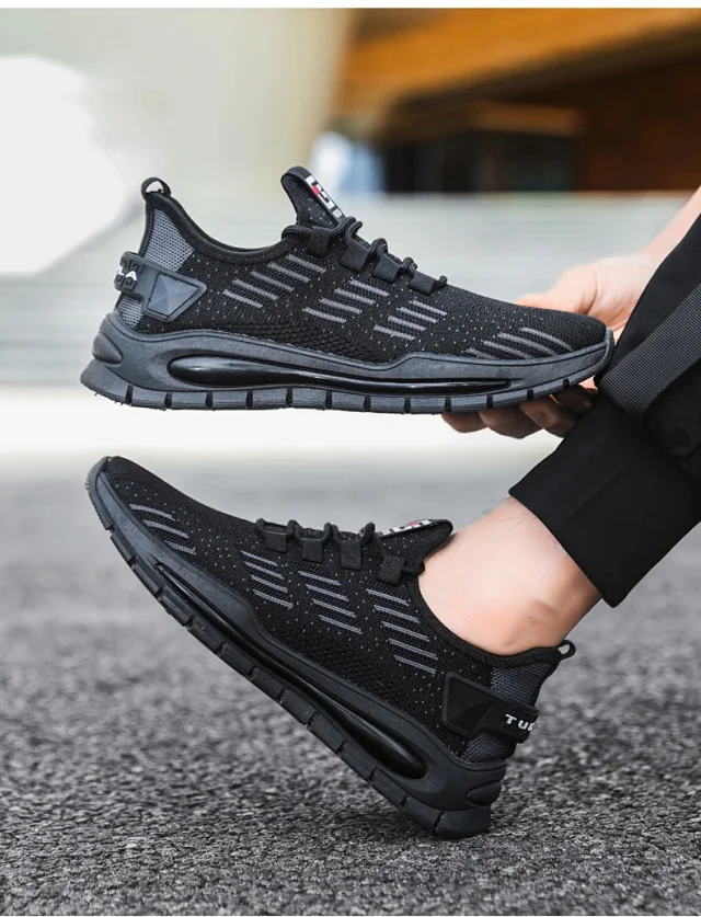 Men's 2025 Knit Dad Sneakers Comfort Detail