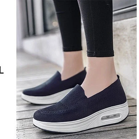 Women's Mesh Yeezy-Inspired Jelly Sole Casual Sneakers Detail