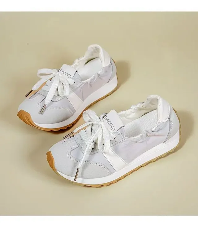 Korean Women's Platform Sneakers Summer 2025 Detail