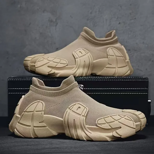 Men's 2025 Breathable Knit Sneakers Youth Street Chunky Soles Detail