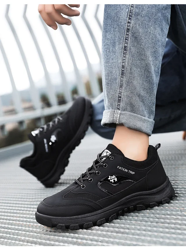 Men's Winter Fleece-Lined Hiking Sneakers Detail
