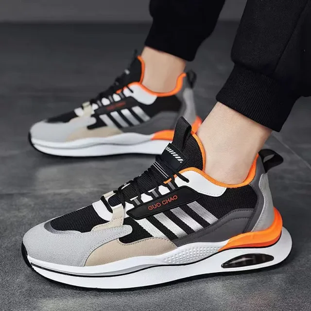 Men's Breathable Knit Sneakers Detail