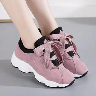 Women's Korean Chunky Lace-Up Sneakers 2025 Detail