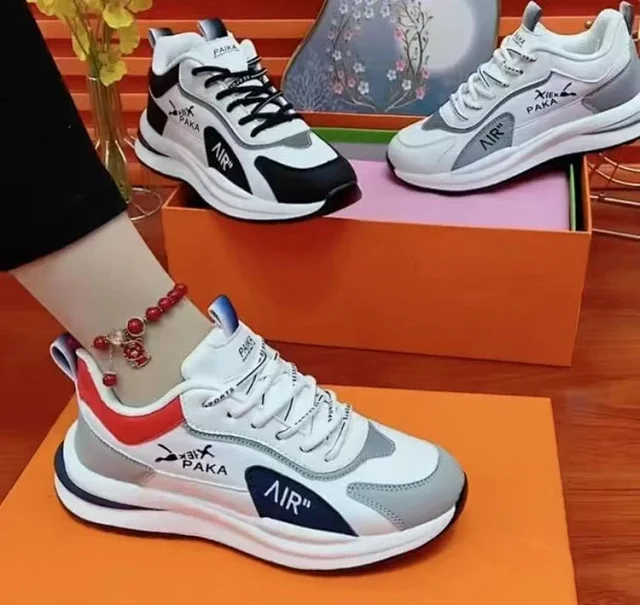 New Couples Lightweight Leather Dad Sneakers Detail