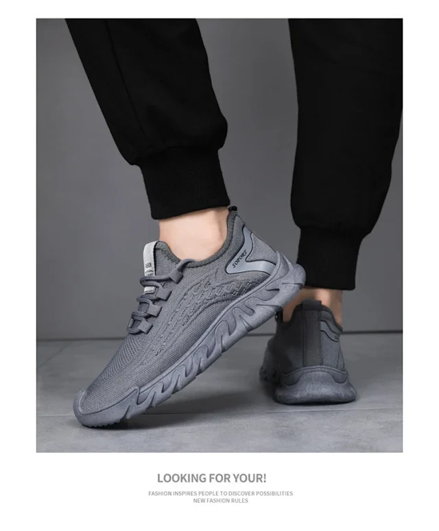 Men's Flyknit Low-Top Comfort Casual Sneakers Detail