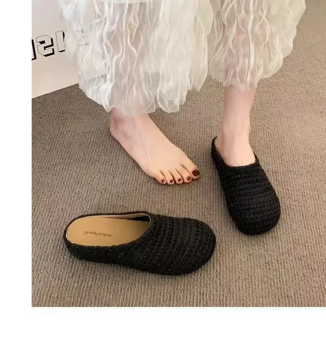 Women's Handmade Woven Birkenstock-Style Closed-Toe Slides Detail