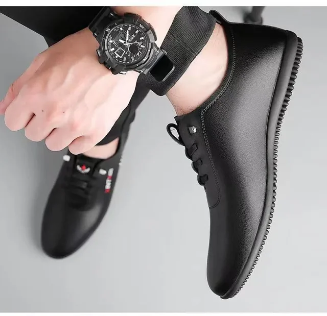 Men's Breathable Soft Leather Korean White Loafers Detail
