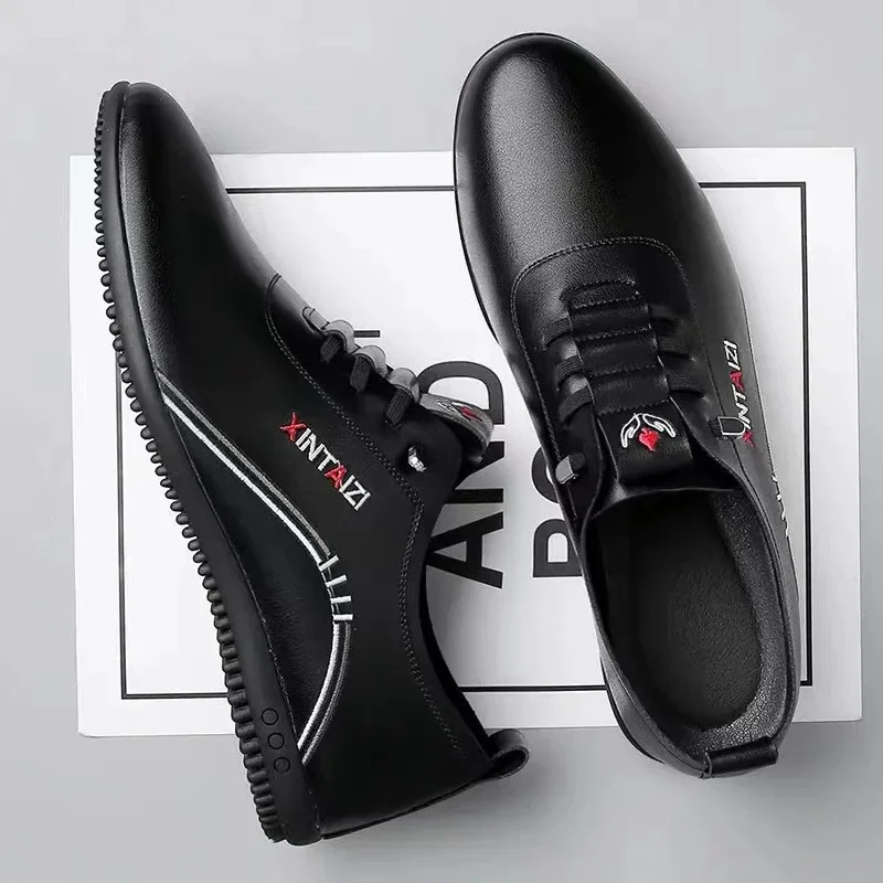 Men's Breathable Soft Leather Korean White Loafers