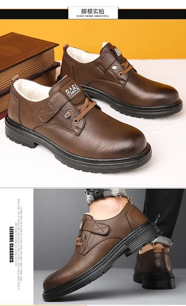 Men's Leather British Slip-On Chunky Boots Detail