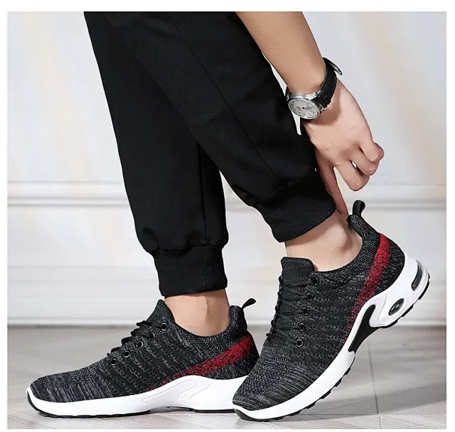 Trendy Korean Men's Flyknit Sneakers 2025 Detail