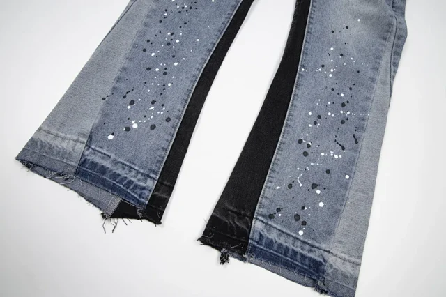 GALLERYDEPT Splatter Flared Jeans Detail